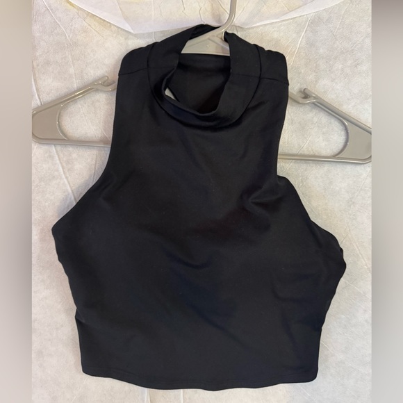 Alo Alosoft Top That Bra Tank in Black (Size S) - Picture 6 of 8